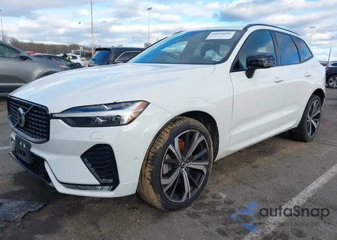 2022 Volvo Xc60 B6 R-Design из США, поврежденный, VIN YV4062RM6N1905972